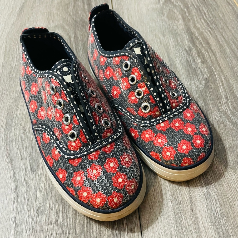 Size 11.5 Morgan & milo, slip on shoes